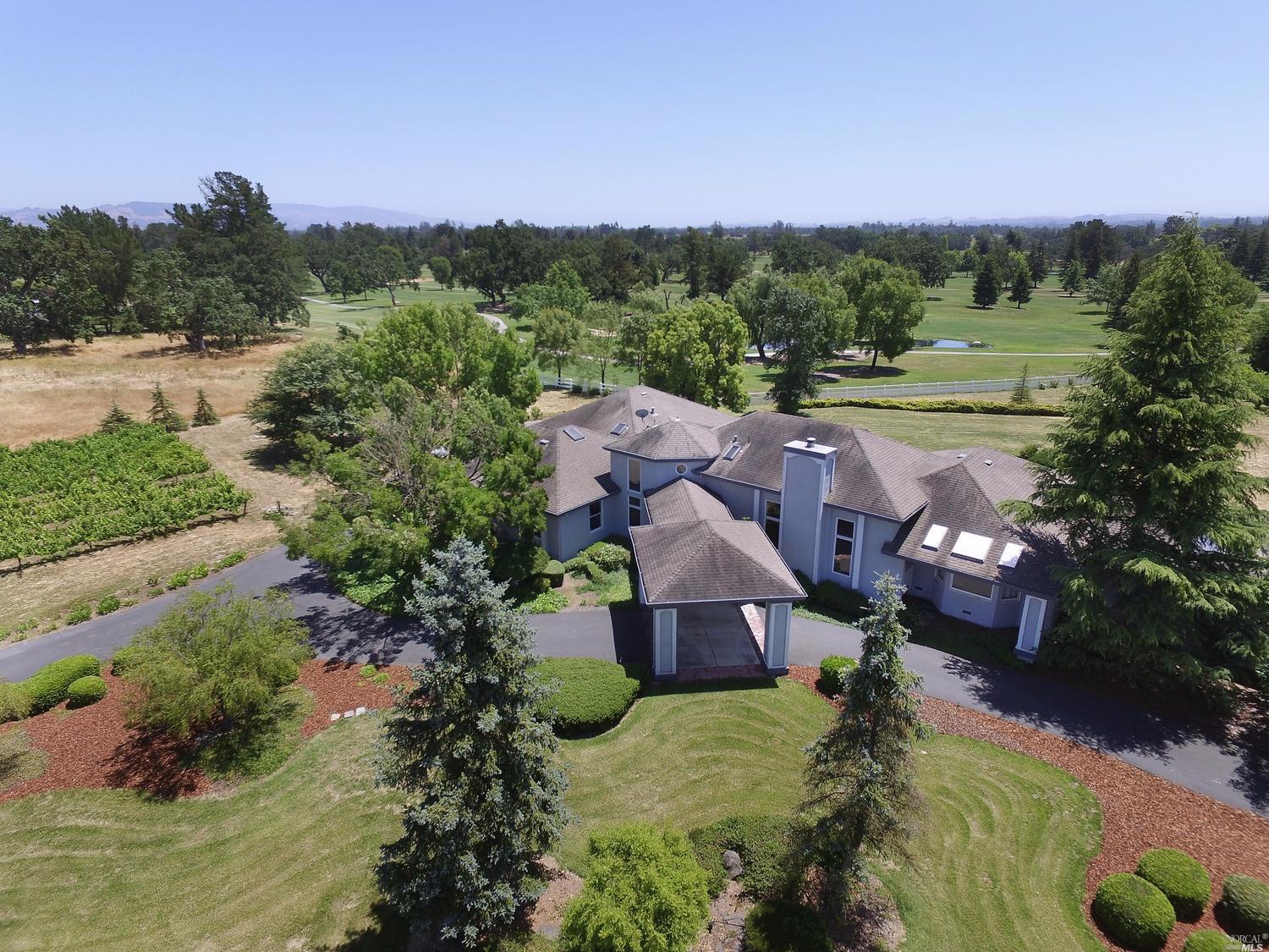 For Sale: 5452 Oak Meadow Dr Santa Rosa, CA 95401
