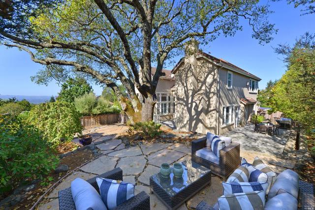 104 Anacapa Dr