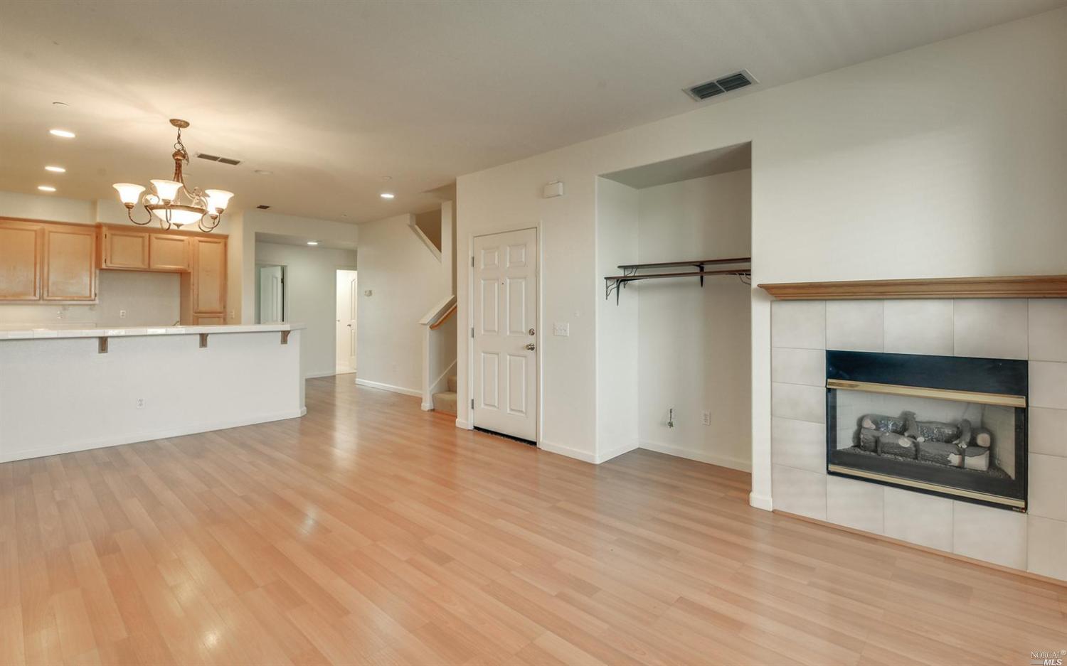 For Sale: 2537 Edgewater Dr Santa Rosa, CA 95407