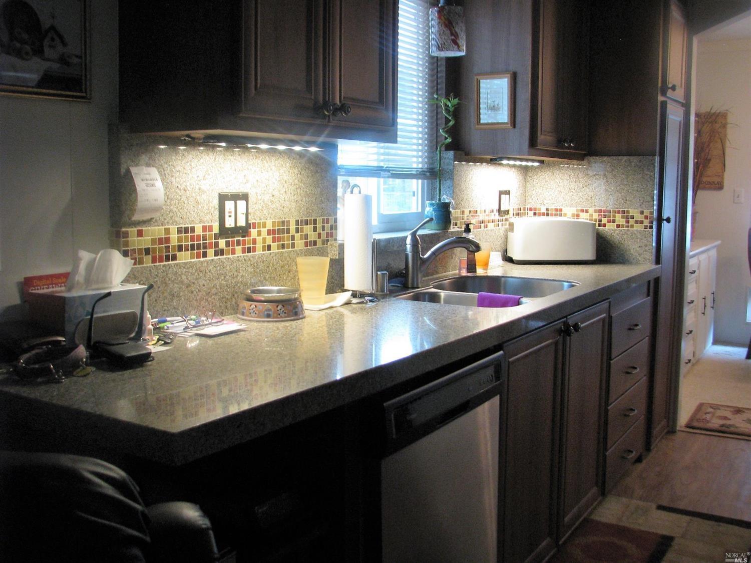 169 Larkspur Dr