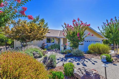 9 Oakcrest Pl