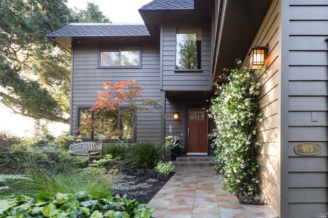135 Spur Close