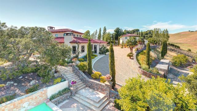 5599 Bennett Valley Ln