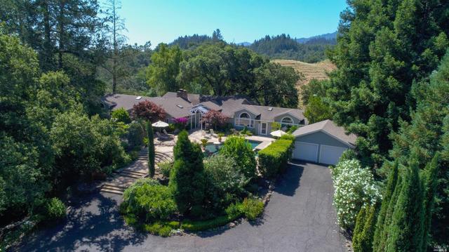1439 E Napa St