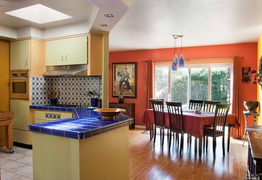 For Sale: 101 Hill Rd Glen Ellen, CA 95442