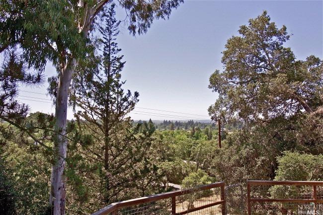 For Sale: 542 Sunnyvale Dr Healdsburg, CA 95448
