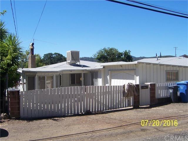 3655 Foothill Dr