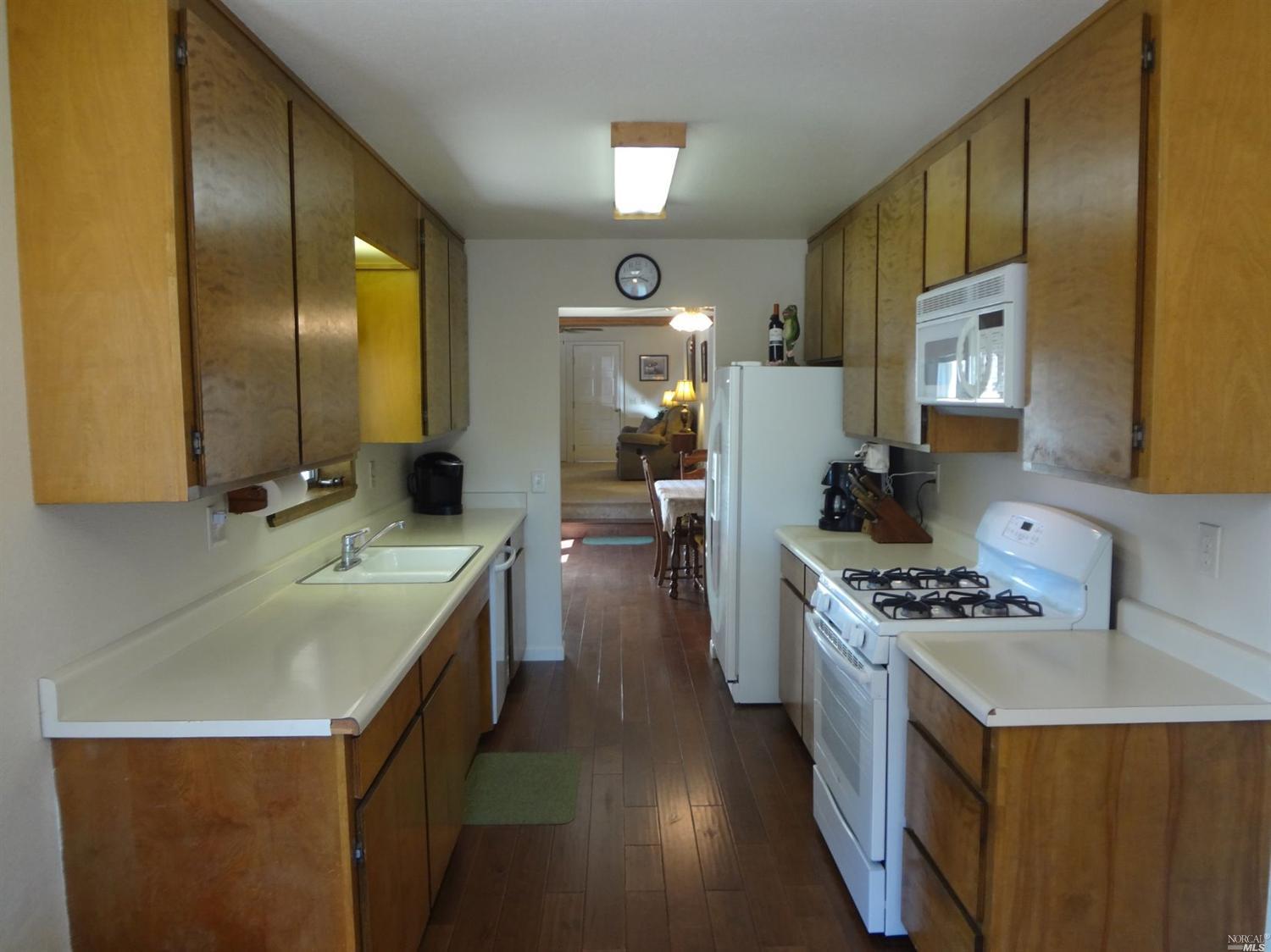 For Sale: 8461 Uva Dr Redwood Valley, CA 95470