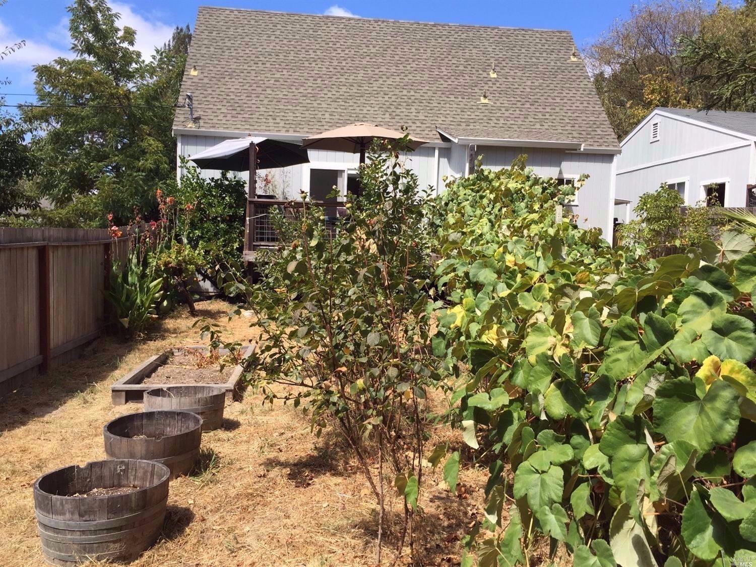 9036 Green Valley Rd