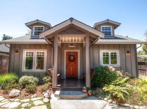 141 Fairview Ln