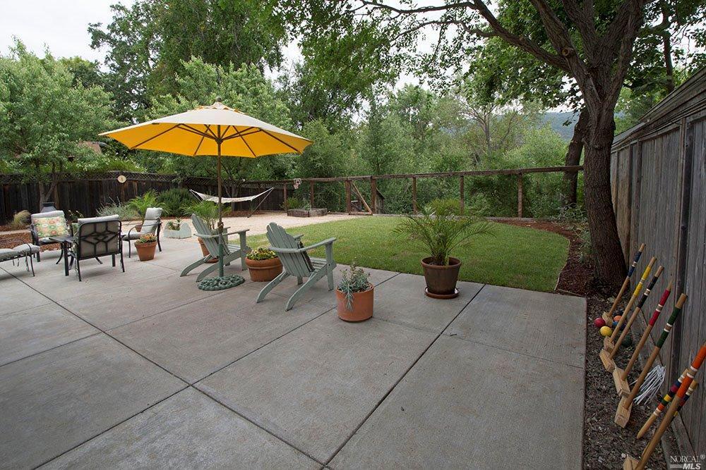 For Sale: 15555 Brookview Dr Sonoma, CA 95476