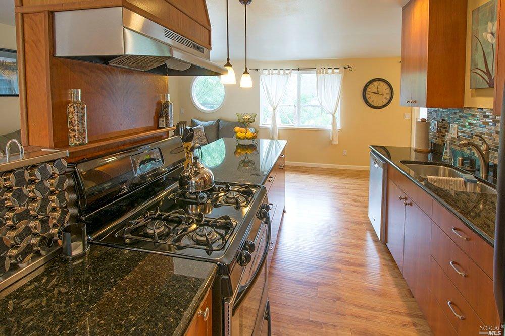 For Sale: 15555 Brookview Dr Sonoma, CA 95476