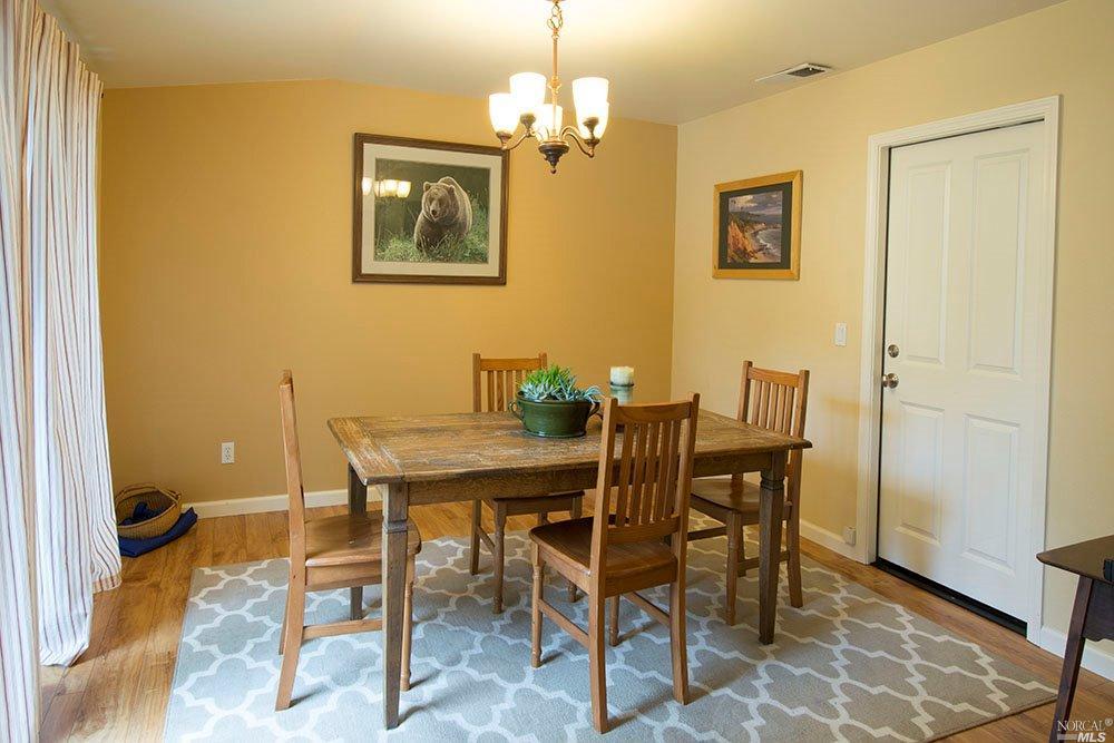 For Sale: 15555 Brookview Dr Sonoma, CA 95476