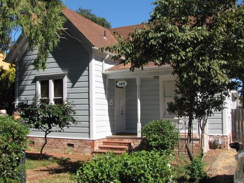 1364 Helen Ave