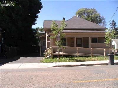 1364 Helen Ave