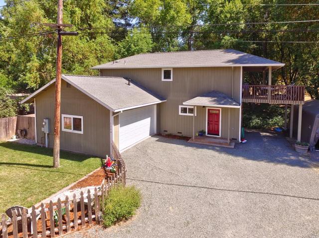 1364 Helen Ave