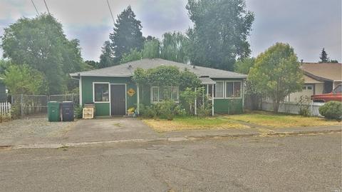 1364 Helen Ave