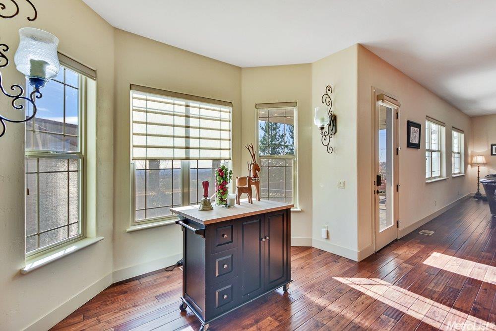 805 Croman Pt