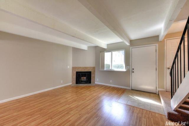 7032 Fair Oaks Blvd #5