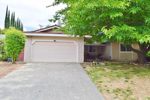 8069 Stone Canyon Cir
