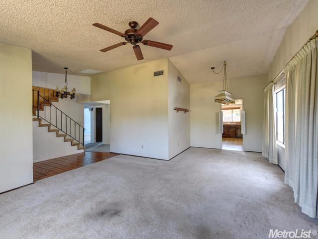 For Sale: 8012 Poulson St Citrus Heights, CA 95610