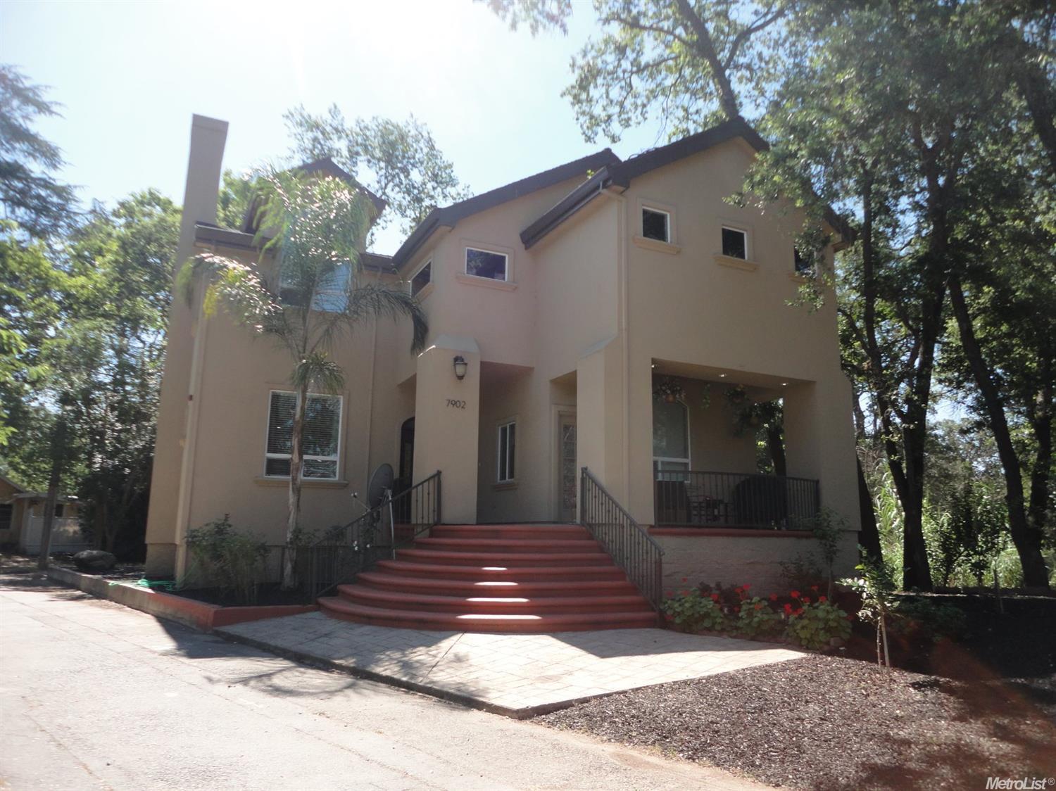 For Sale: 7902 Auburn Blvd Citrus Heights, CA 95610