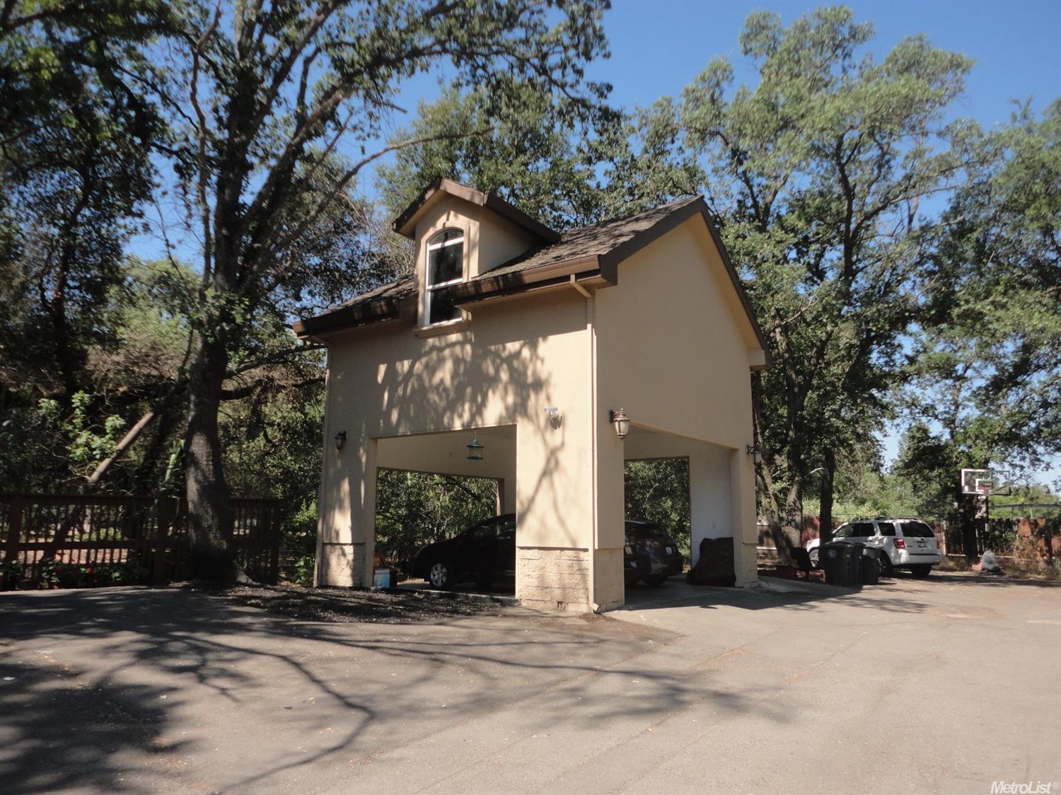 For Sale: 7902 Auburn Blvd Citrus Heights, CA 95610