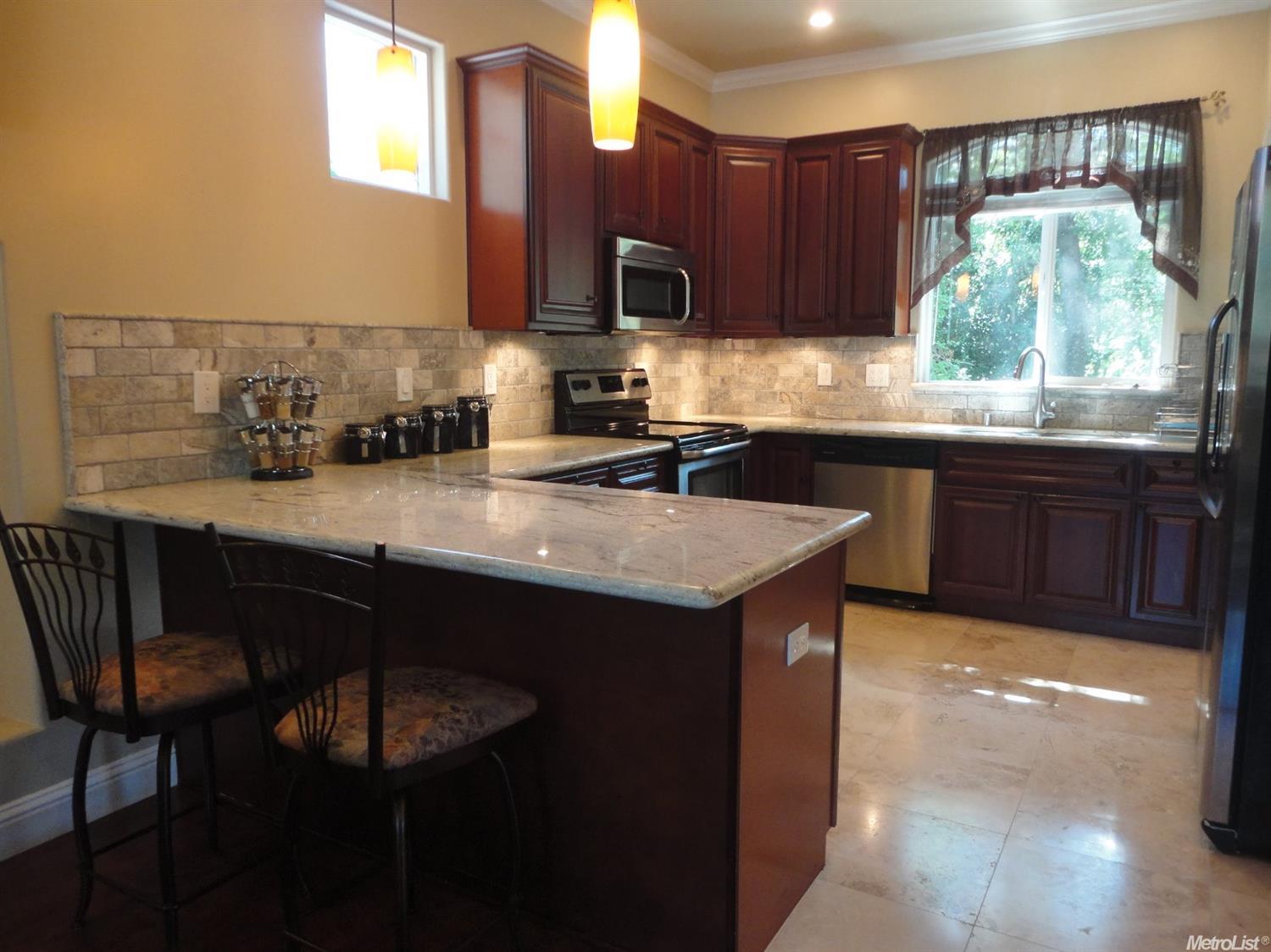 For Sale: 7902 Auburn Blvd Citrus Heights, CA 95610