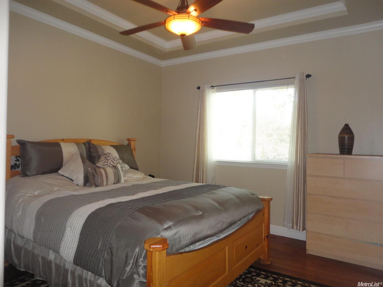 For Sale: 7902 Auburn Blvd Citrus Heights, CA 95610