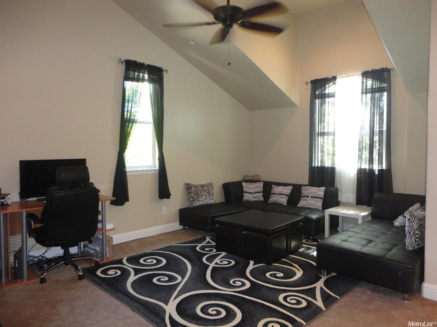 For Sale: 7902 Auburn Blvd Citrus Heights, CA 95610