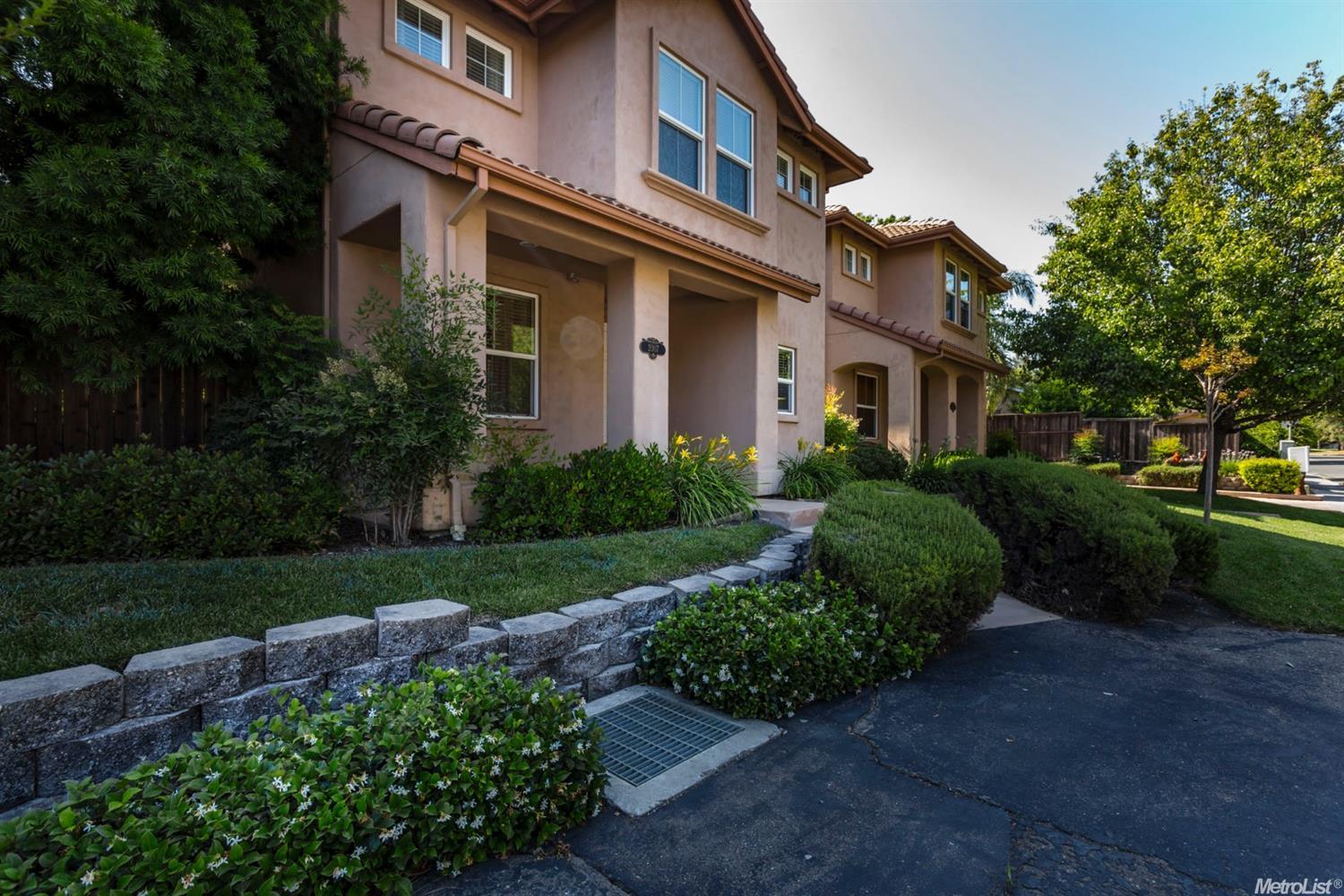 For Sale: 2007 Catalina Dr Davis, CA 95616