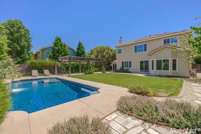 For Sale: 5645 Marden Dr Davis, CA 95618