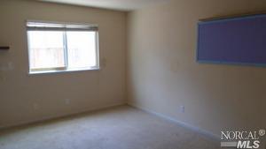 For Sale: 715 Collier Dr Dixon, CA 95620