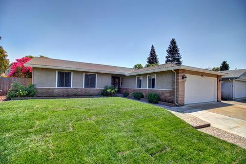 7006 Blue Springs Way