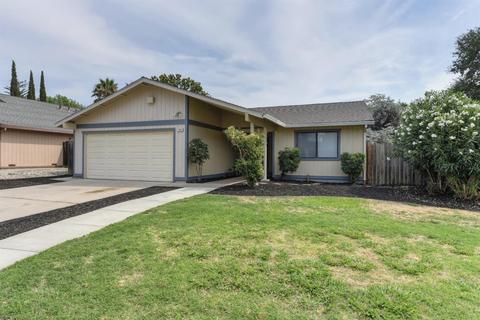 7006 Blue Springs Way