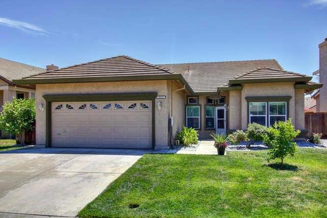 8591 Zinnia Way