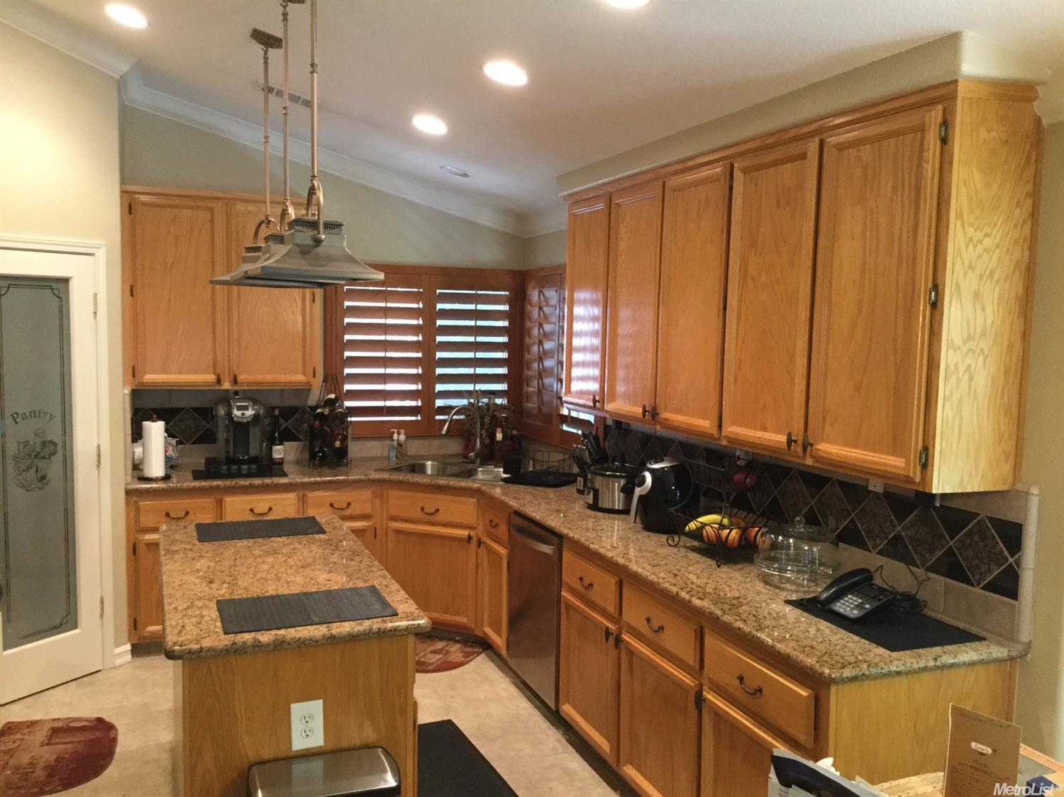 For Sale: 8524 Spring Azure Way Elk Grove, CA 95624