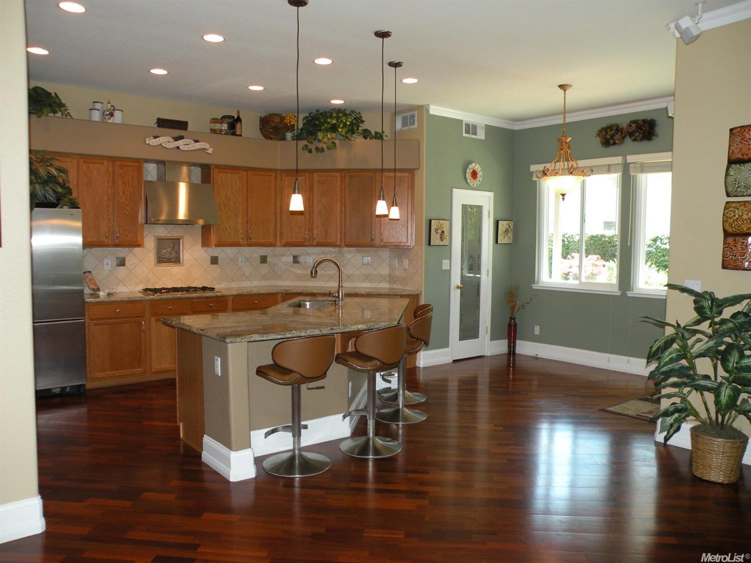 For Sale: 9486 Rossport Way Elk Grove, CA 95624