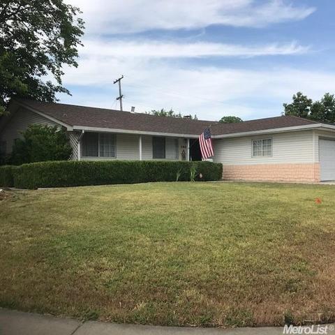 922 Kennedy Dr