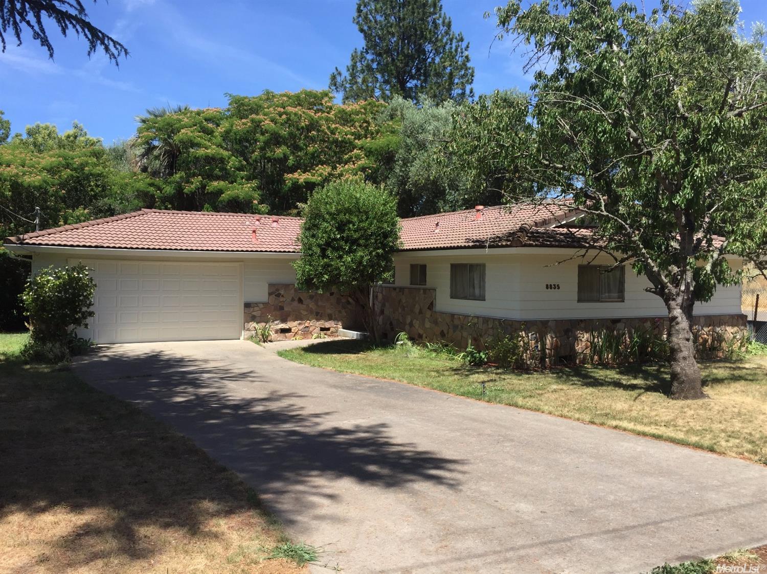 For Sale: 8835 Phoenix Ave Fair Oaks, CA 95628