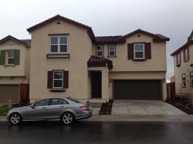913 Vessona Cir