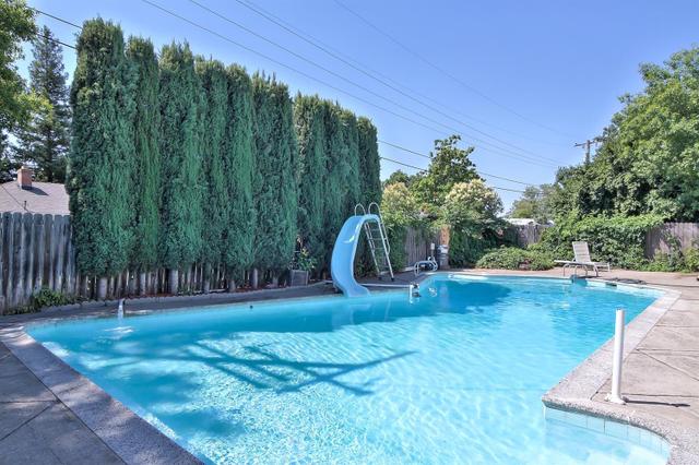 1543 Bonanza Ln