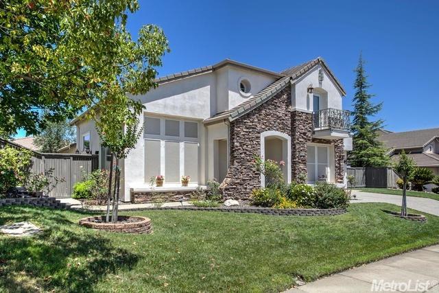 For Sale: 211 Marsh Hawk Dr Folsom, CA 95630