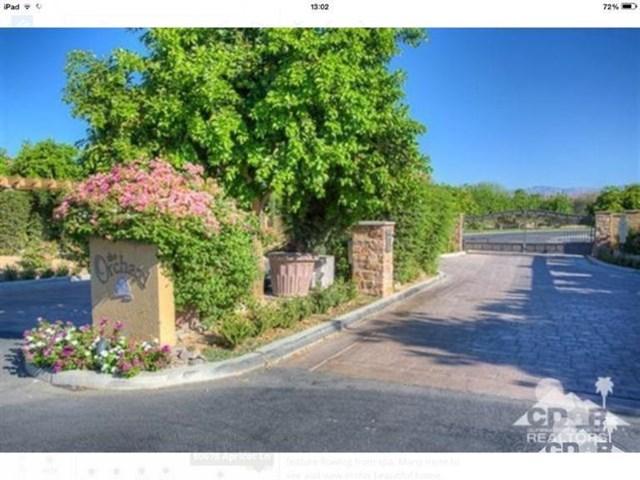 107 W Blencowe Ct