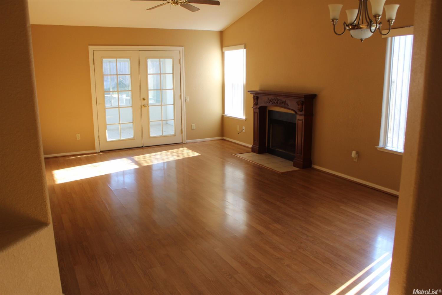 181 Sterling Oak Dr