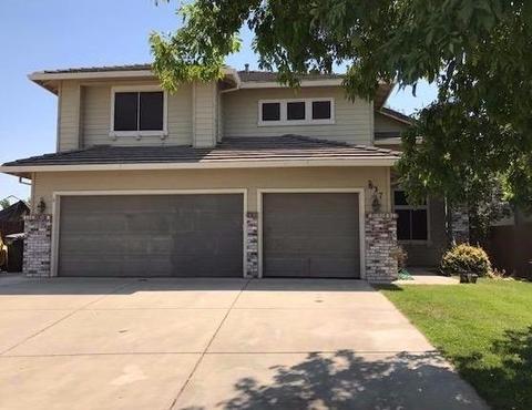 2556 Swallowview Dr