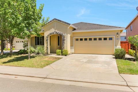 1076 Ashford Ln