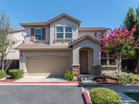 1076 Ashford Ln