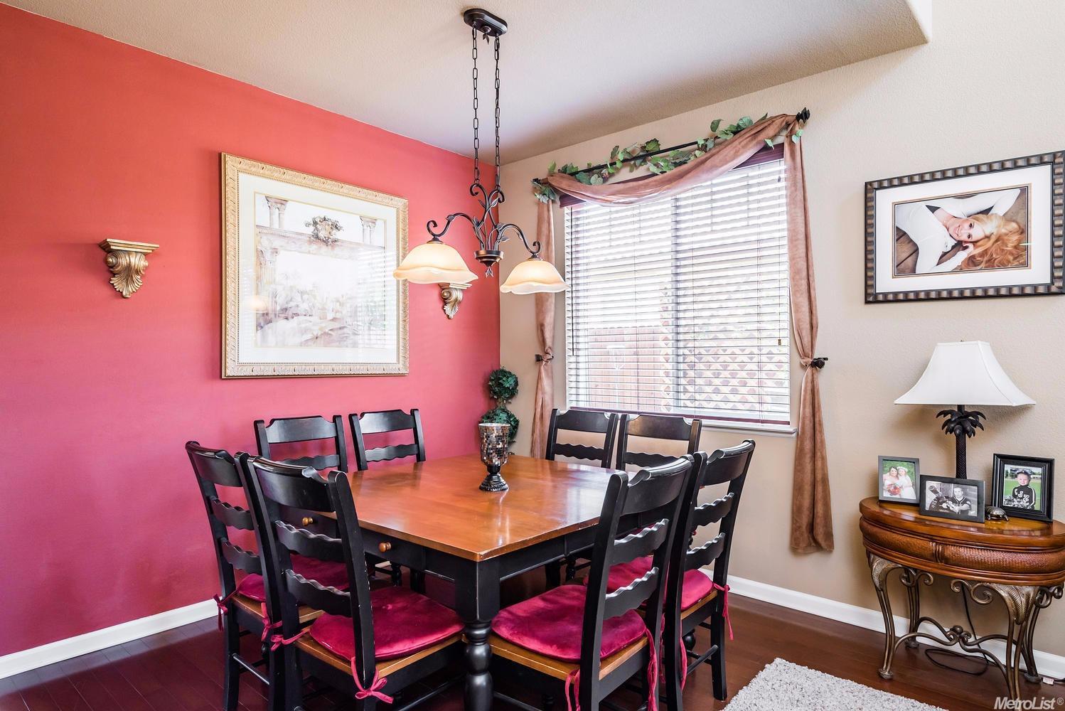 For Sale: 1247 Torrington Ln Lincoln, CA 95648