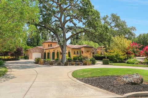 5520 Oakbrooke